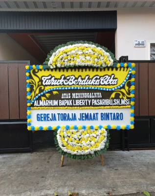 Papan Bunga Duka di Cigedug