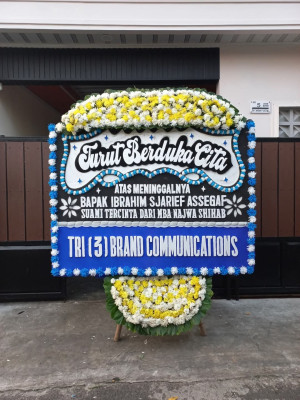 Papan Bunga Duka di Cigedug